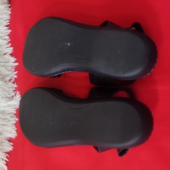 Clarks Laurieann Kay T-strap Slingback Sandals - Picture 5 of 7